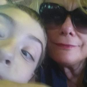 Meet your Posher, Dee